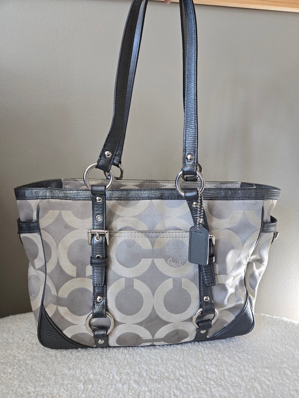 Coach L1173-19404M Grey Op Art shoulder bag